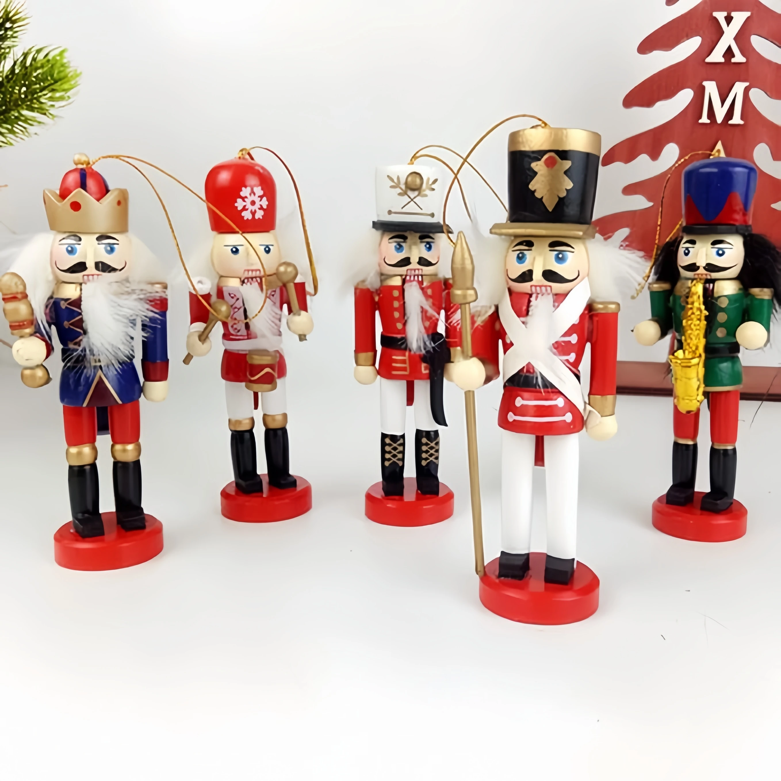 Christmas Nutcracker Puppet Or - огляд і ціна Nutcracker Figurine