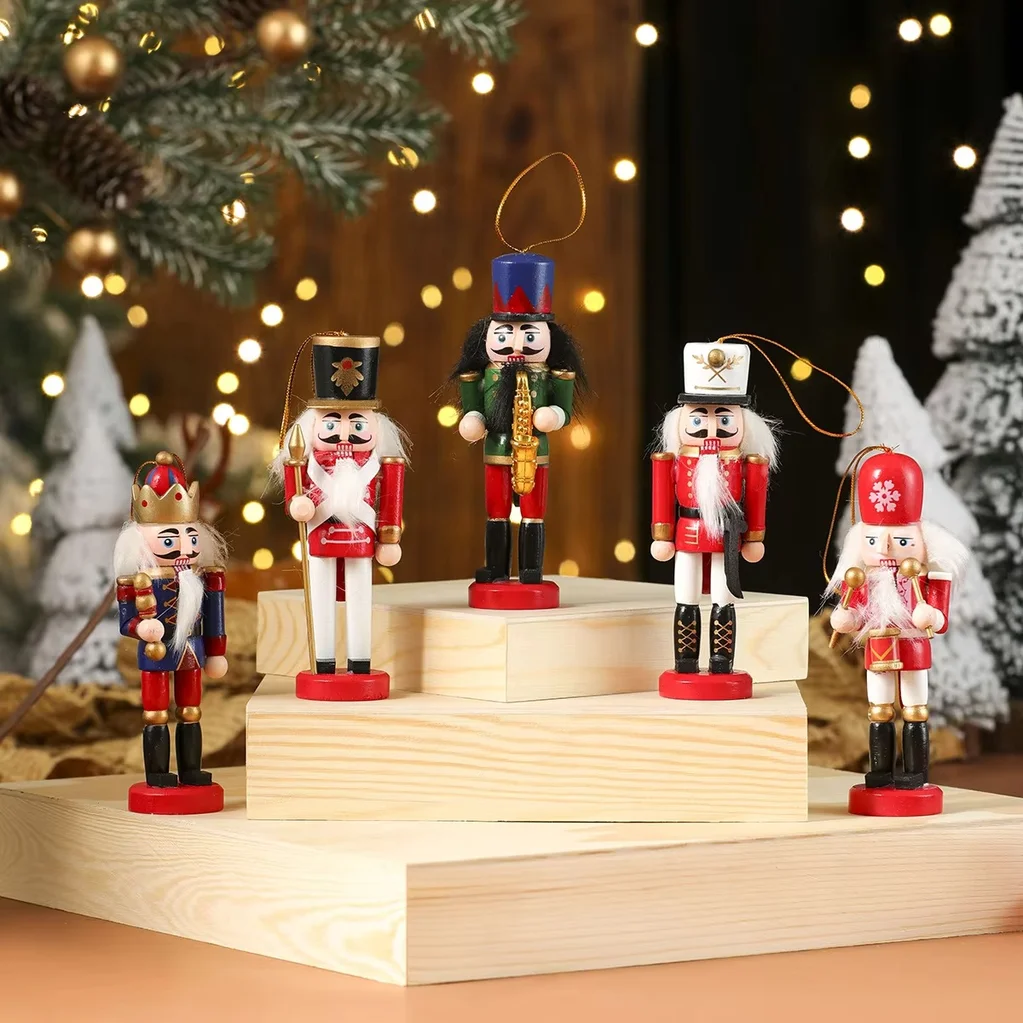 Wooden Nutcracker Figurine Set - огляд і ціна Nutcracker Figurine