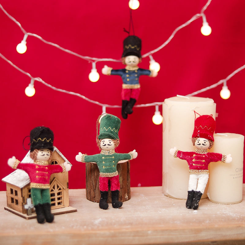 Nutcracker Soldier Christmas O - огляд і ціна Nutcracker Figurine